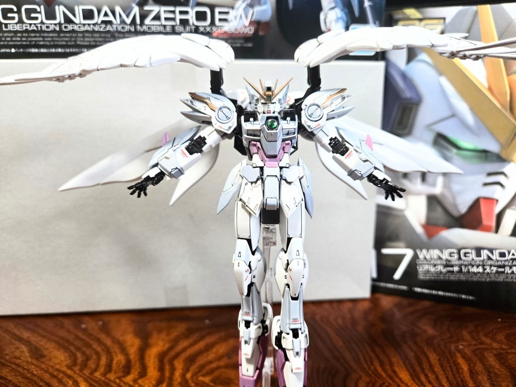RG　ウイングガンダムゼロEW スノーホワイト–2枚目/制作者：ho61