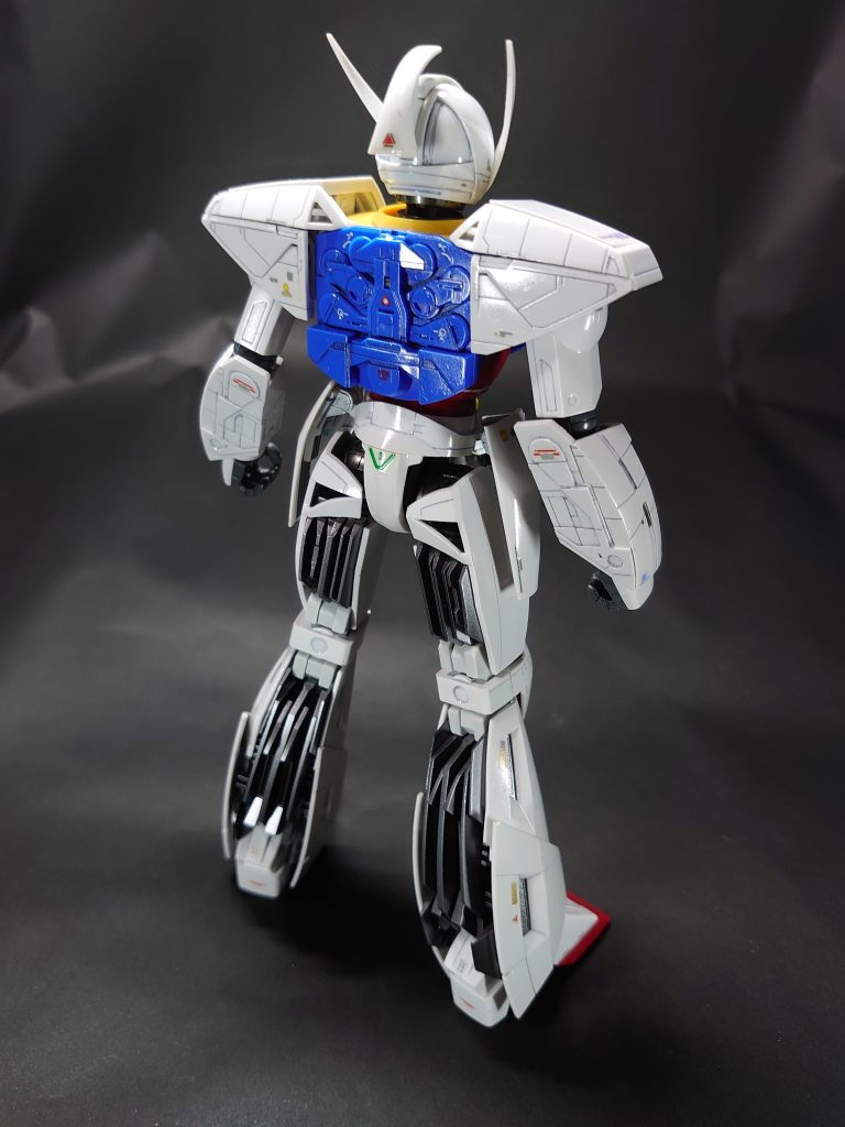 MG ∀ガンダム–3枚目/制作者：岩岸 杞京