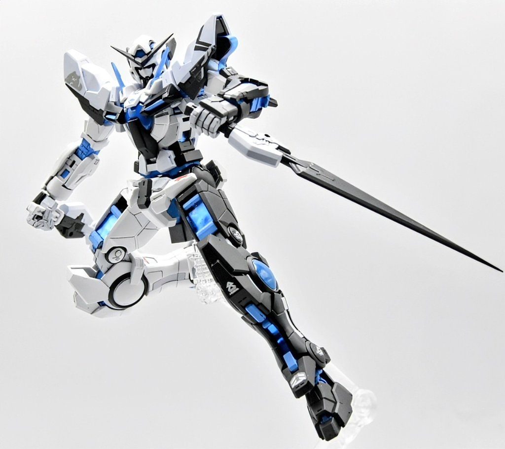 RGエクシア 白上フブキver 完成–6枚目/制作者：shin