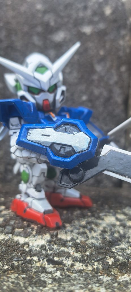 ホワイトは必要な部分のみ塗りました。