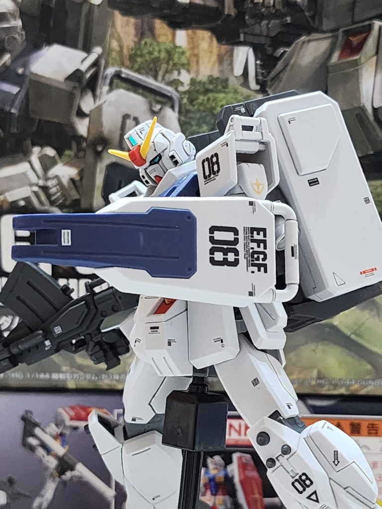 HG　陸戦型ガンダム–5枚目/制作者：@ishitaku0806