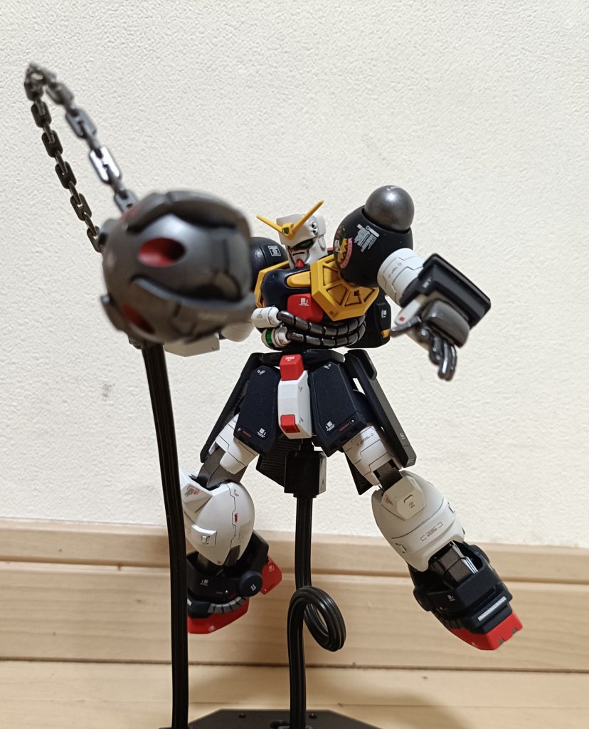 作品名：旧キット1/144　ボルトガンダム<p>完成しました！！ 時間がある時に背景紙使って撮影してから投稿します！ とりあえず、シュピーゲル受注日と同日完成でおめでたい㊗️</p>
