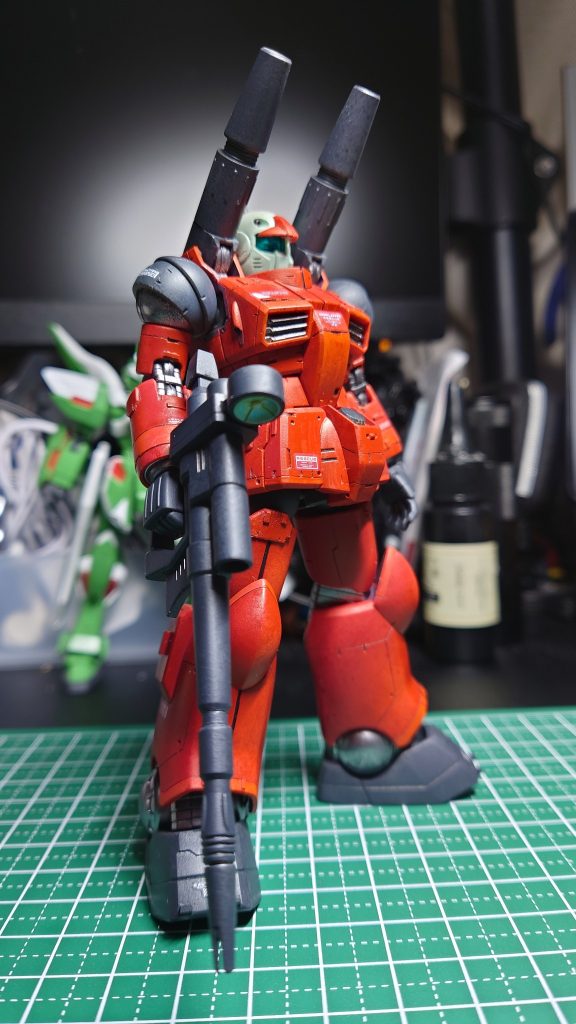 スジボリもですが、プラ板でのディテールアップもしています。