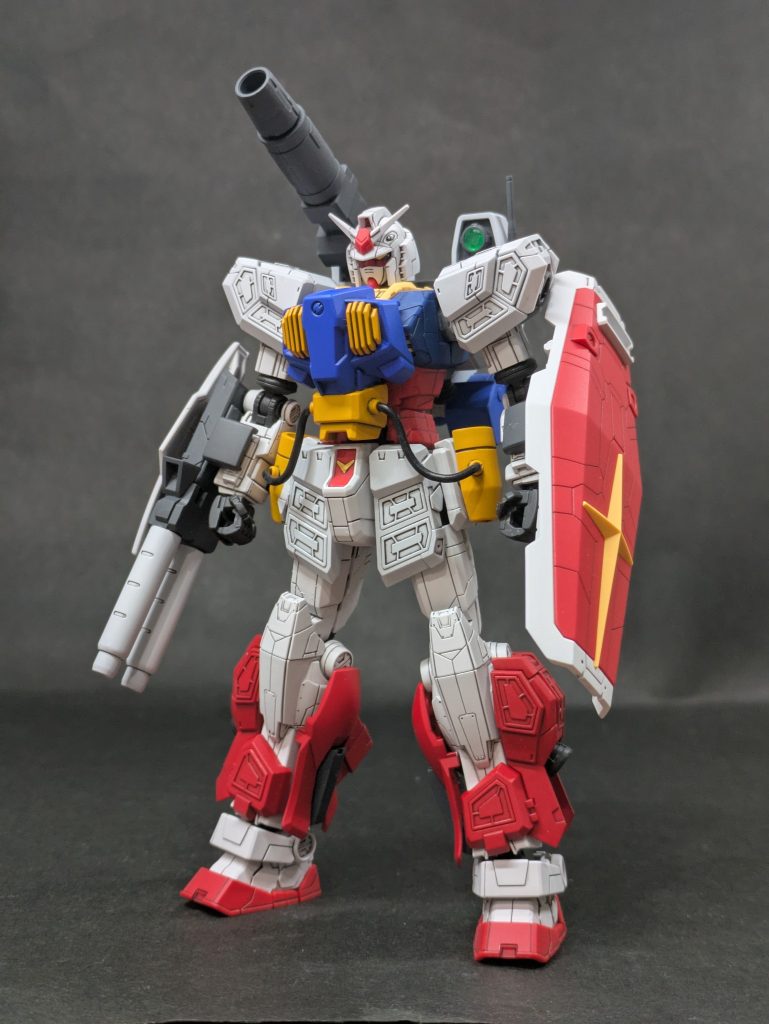 パーフェクト万博ガンダム–2枚目/制作者：冨岡バエル