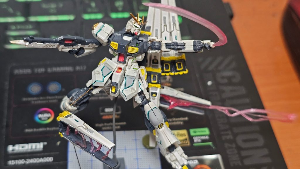 ガンダムアーティファクト　νガンダム