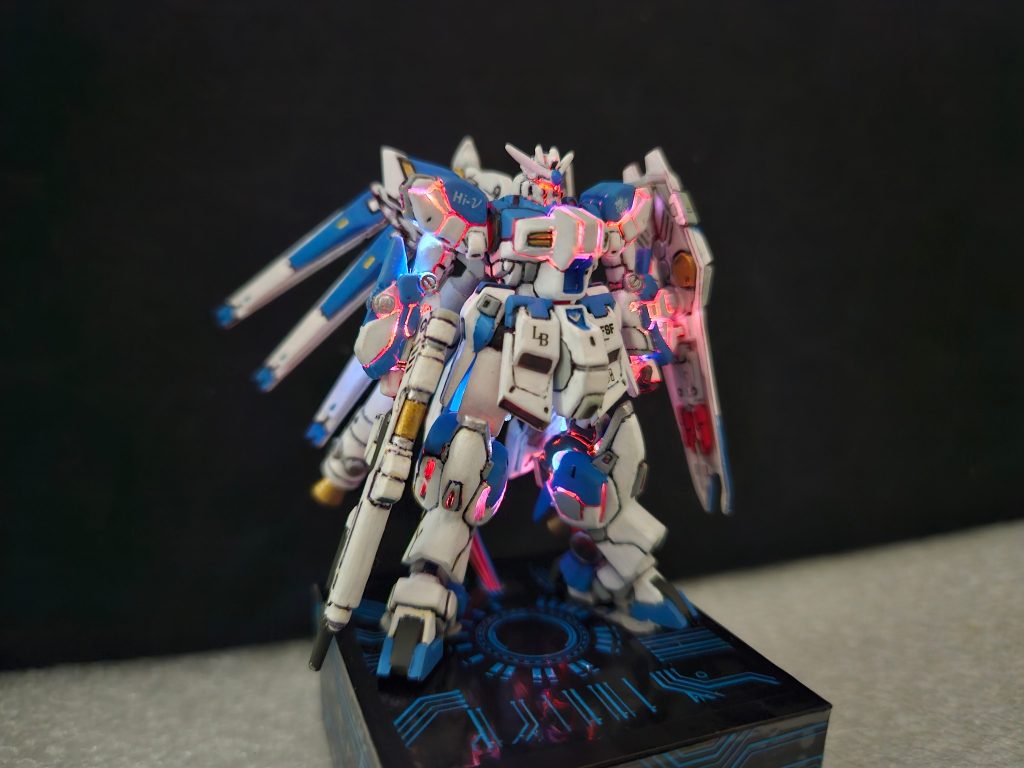 ガンダムアーティファクト　Hi-νガンダム サイコフレーム–5枚目/制作者：@f5bOpeMbJr76972