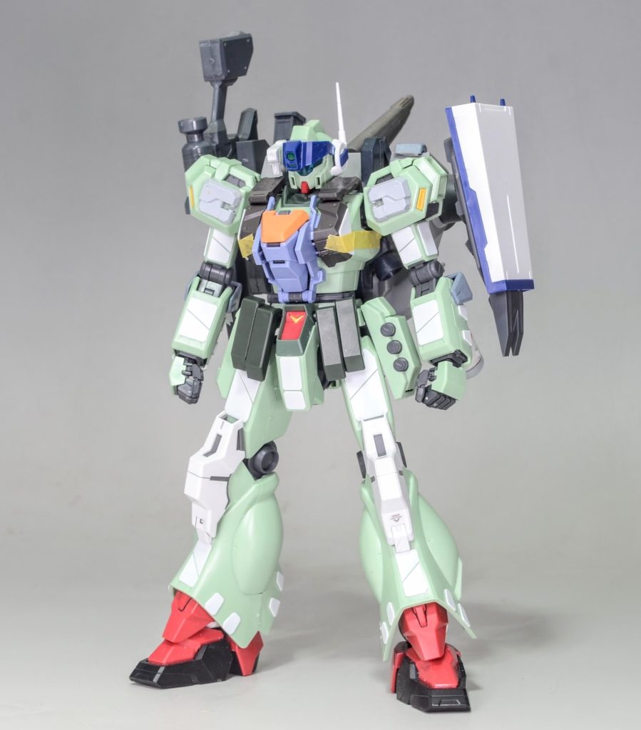 制作途中の状態です全体的にアーマーを盛る方向で進めました