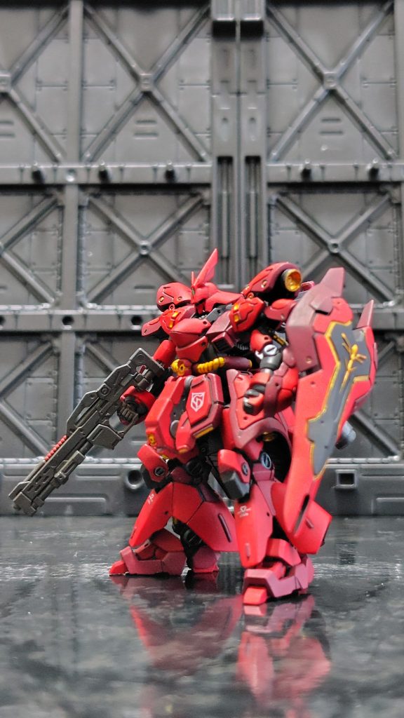 ガンダムアーティファクト　サザビー–3枚目/制作者：シルバームーン