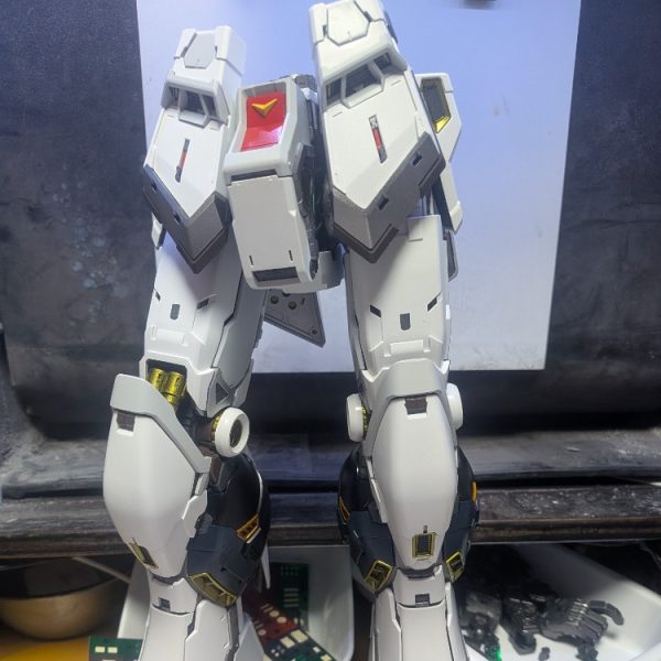 pg νガンダム　全塗装品製作