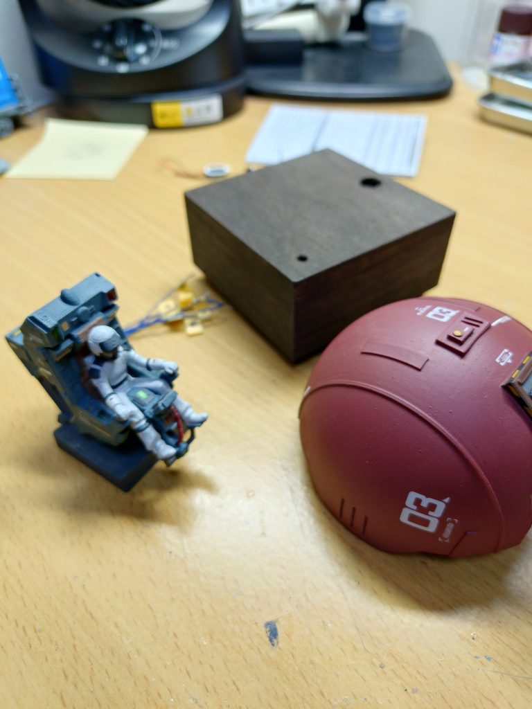 各部分を塗装して、最終組み立てに入ります。
