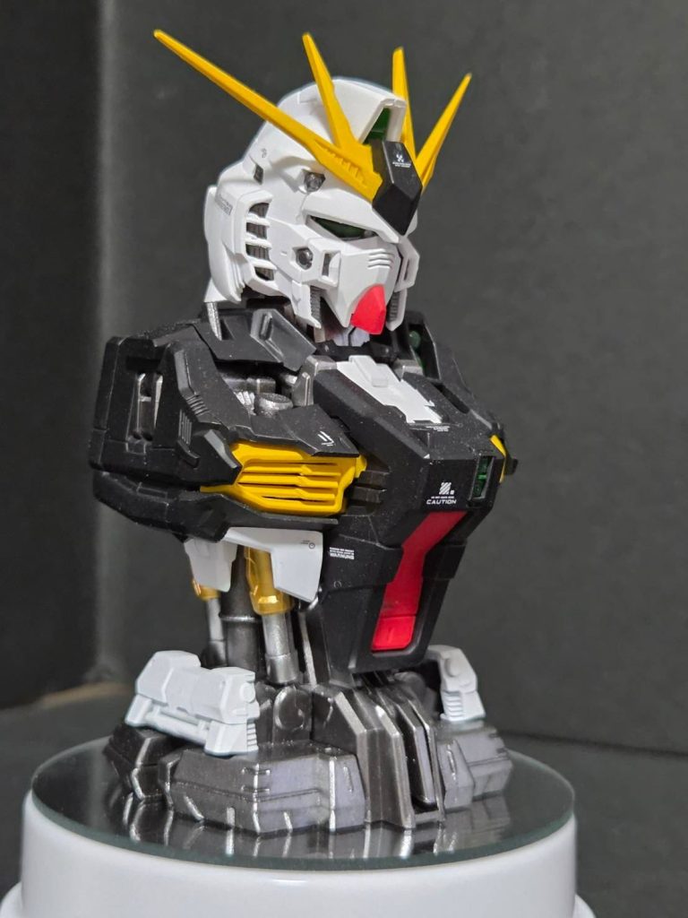 メカニカルバスト　νガンダム–2枚目/制作者：RWBY