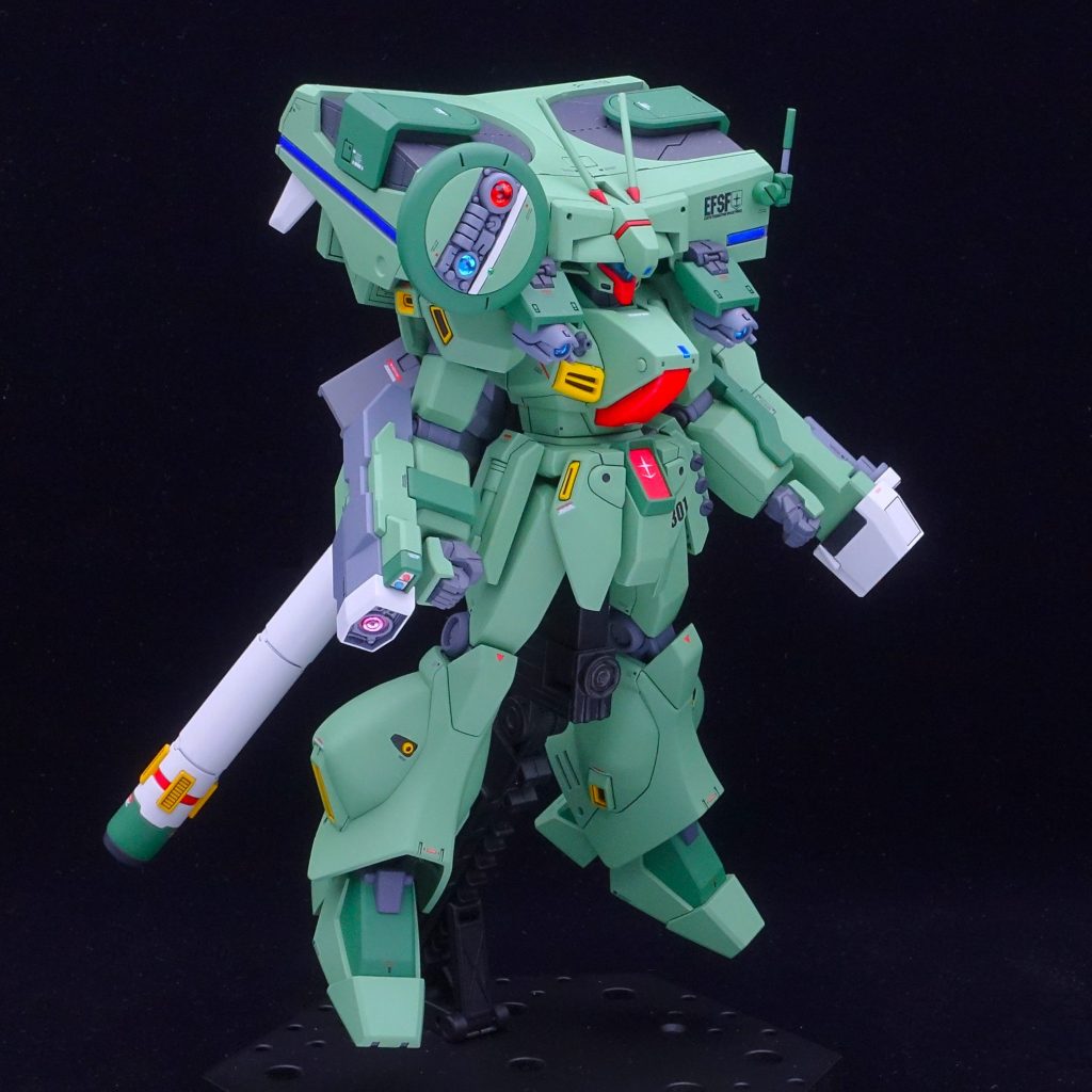 HG EWACジェガン、プロトスタークジェガン、ジェガンAタイプ等のパーツを使って作製頭の造形はEWACネロを参考にしています&nbsp;