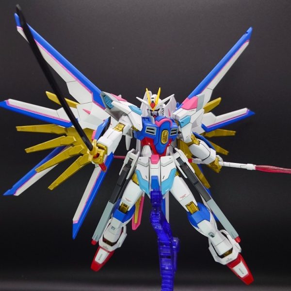 マイティーストライクフリーダムガンダム