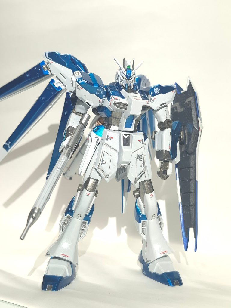 HG　Hi νガンダム　メタリック塗装–2枚目/制作者：KENSAN.