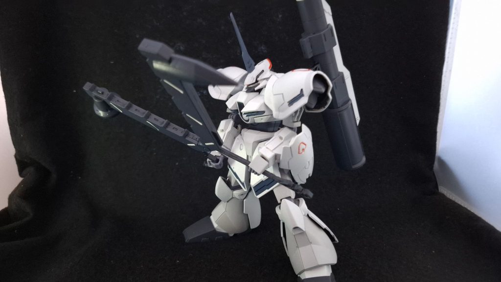 カラーレシピ＜水性アクリル塗料＞本体ホワイト部：水性ガンダムSEED FREEDOMカラー ブラックナイトスコードカルラライトブルー本体ライトグレー部：水性ガンダムSEED FREEDOMカラー デスティニーSpecⅡ ライトグレー本体ブルーグレー部：水性ホビーカラー ブルーグレー関節等グレー部：水性ガンダムカラー水星の魔女 ガンダムルブリスグレー武装等ダークグレー部：水性ガンダムカラー水星の魔女 ガンダムファラクトグレー＜ガンダムマーカー＞武装ホワイト部：ガンダムマーカー SEEDホワイト本体メタリックレッド部：ガンダムマーカー メタリックセットレッド＊手間を省くため、シールにマーカーを直塗りしたもの