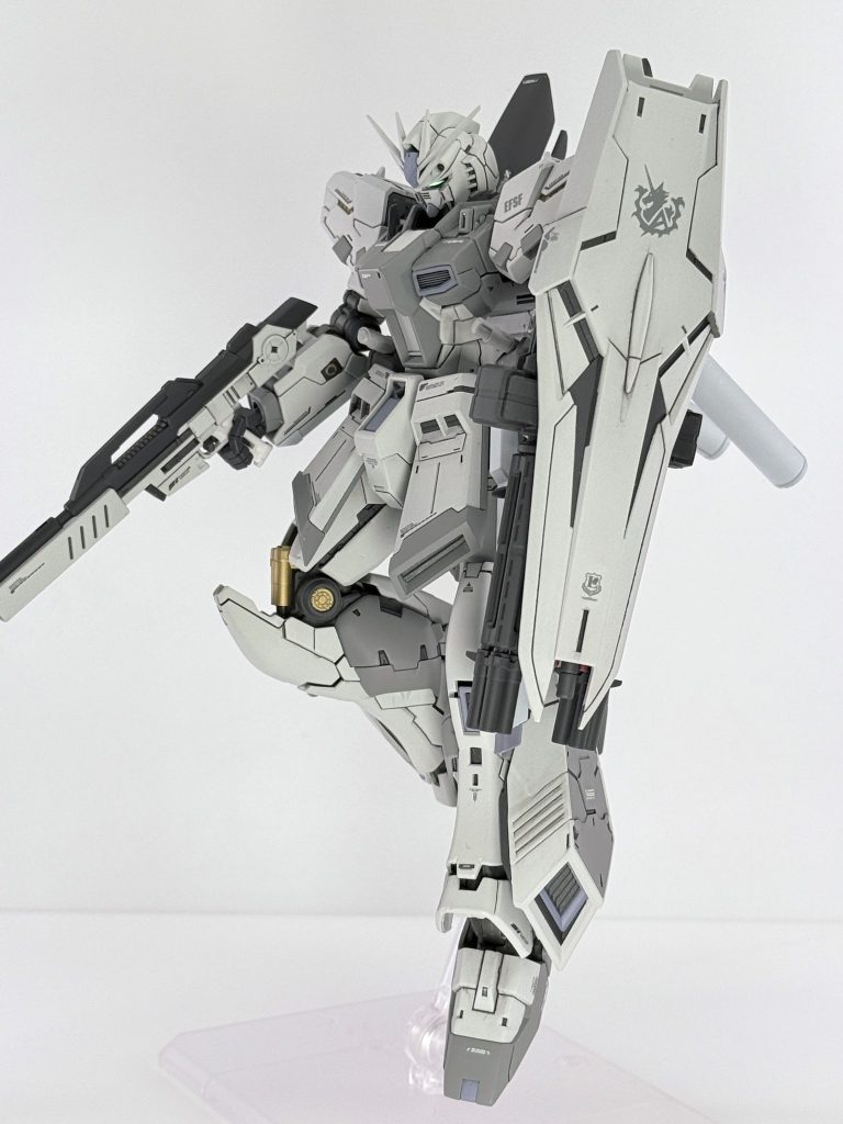RG 1/144 νガンダム
