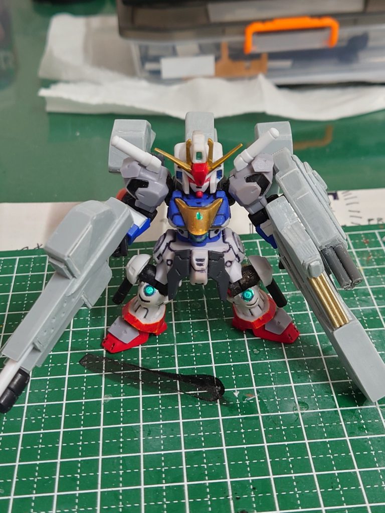 プラ版の方はまだ製作途中なのでここからどうなるか自分で模索しております。一応この他に近接用の武器も作ったのですが今回はこちらの射撃バージョンにしました。