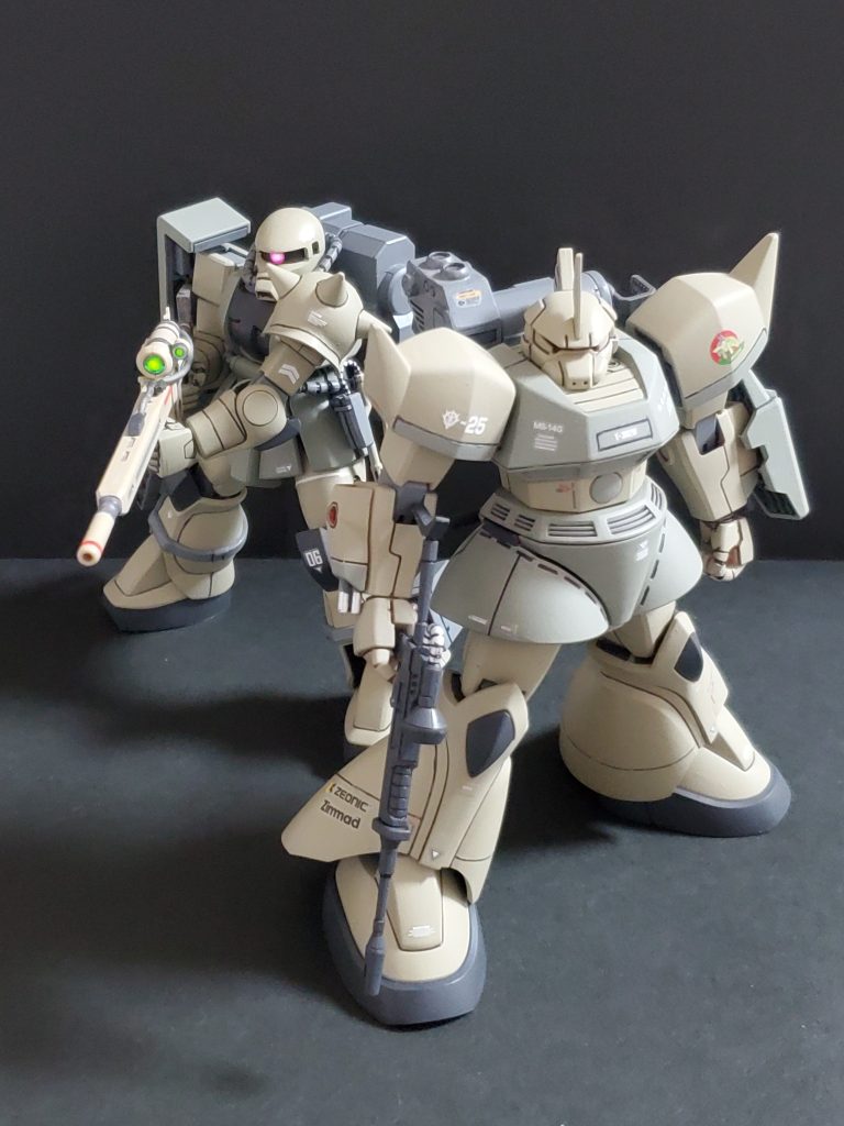本日最後の一枚は、同時制作いたしました陸戦型ゲルググとザクIIスナイパー仕様のショットです🙌念願の陸戦型ゲルググを作れ、新たな改修も加えられ満足いく制作となりました～🤭✨妄想ストーリーは単発物なので、次回も新たな機体を作りたいと思います👍️今回も妄想ダダ漏れの長～い投稿、最後までお付き合い下さりありがとうございました～🙇☘️