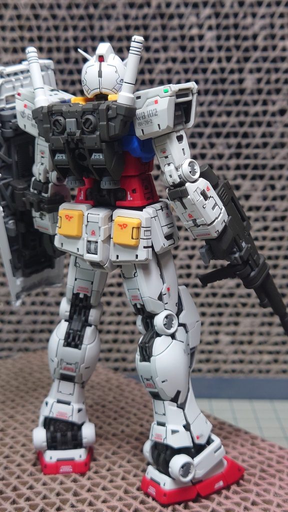 ガンダム　RG Ver.2–5枚目/制作者：あれく myT 積みプラ崩したい