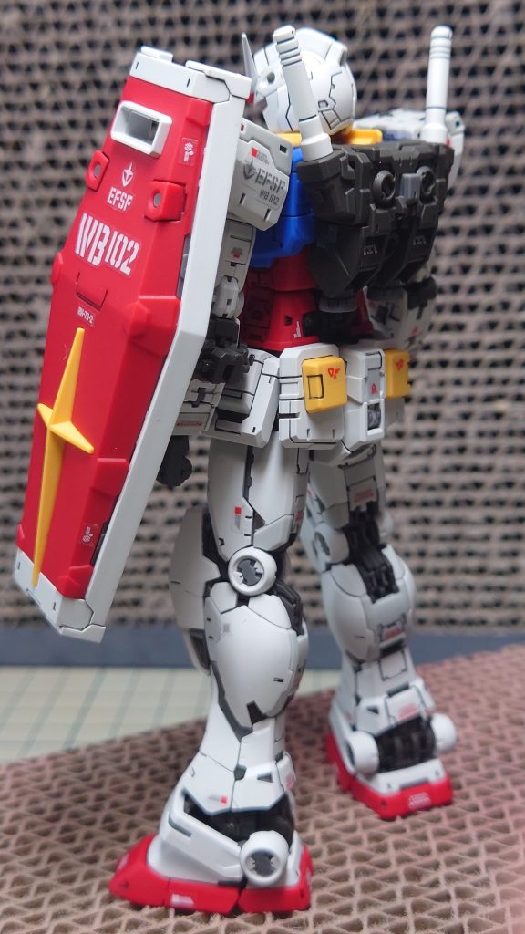 ガンダム　RG Ver.2–6枚目/制作者：あれく myT 積みプラ崩したい