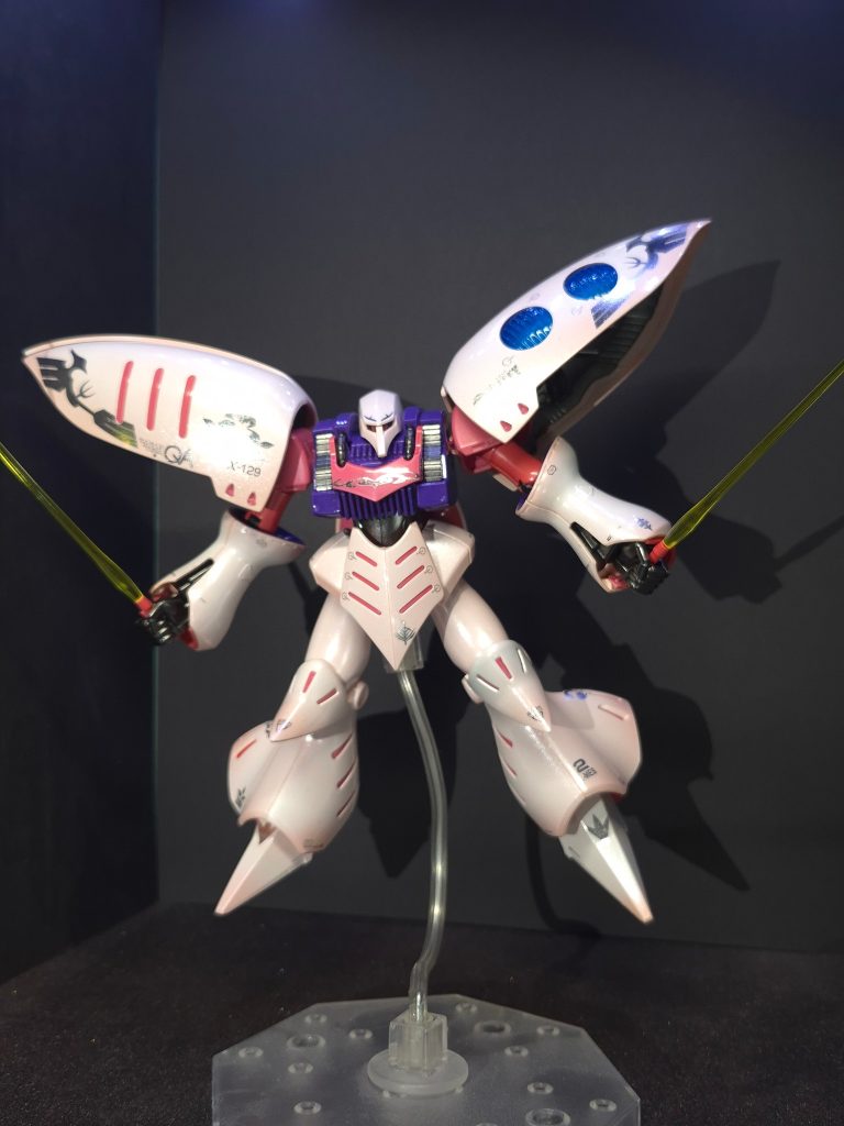全体的に女性にウケそうな仕上がりになりました。できるだけオリジナルのイメージを崩さないようにかつ、艶やかなモビルスーツを目指しました。