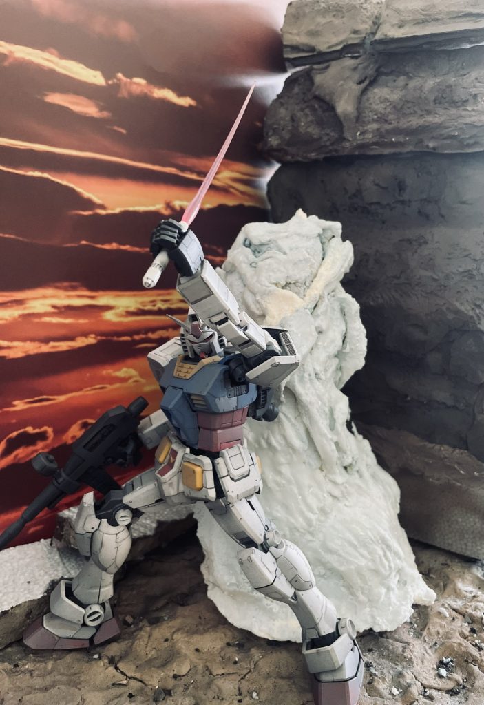 次回作、おなじくめぐりあい宇宙からテキサスコロニーの攻防をお届けします。ゲルググとガンダムの激闘を活写したジオラマを妄想しています。