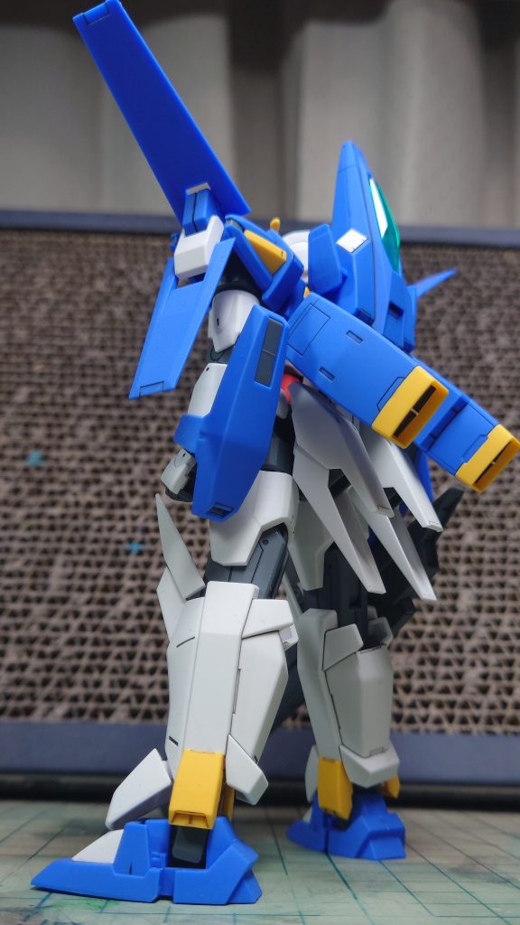 ガンダムAGE３–7枚目/制作者：あれく myT 積みプラ崩したい