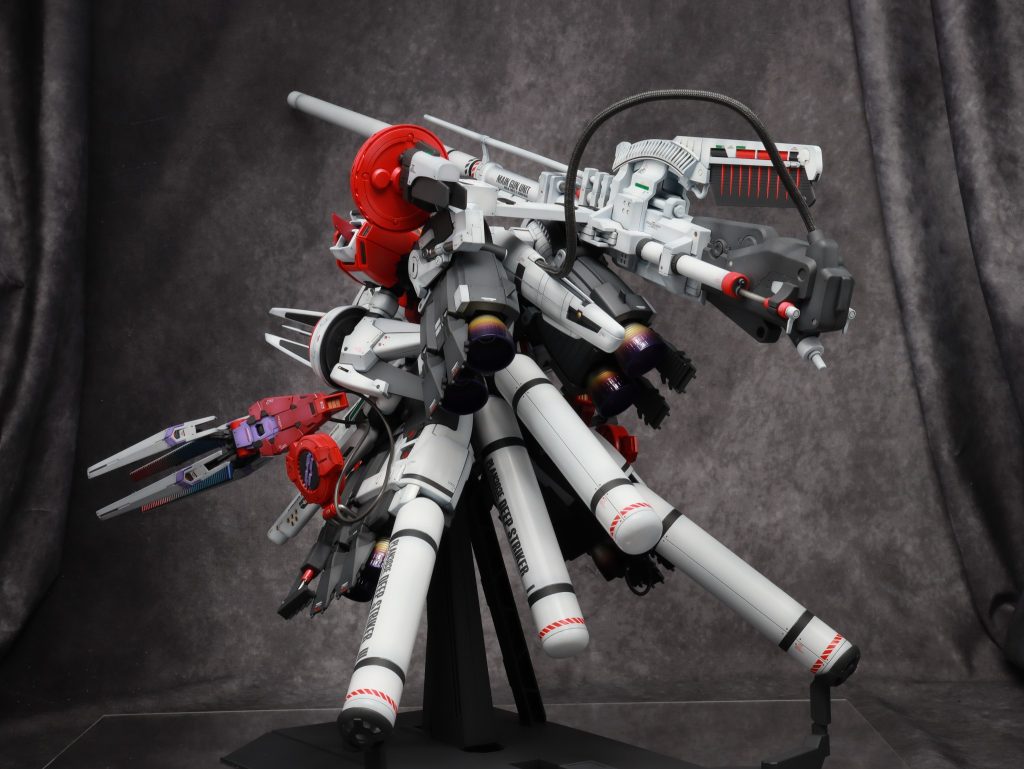 1/100 MASTER GRADE ディープストライカー–9枚目/制作者：Dangomushi