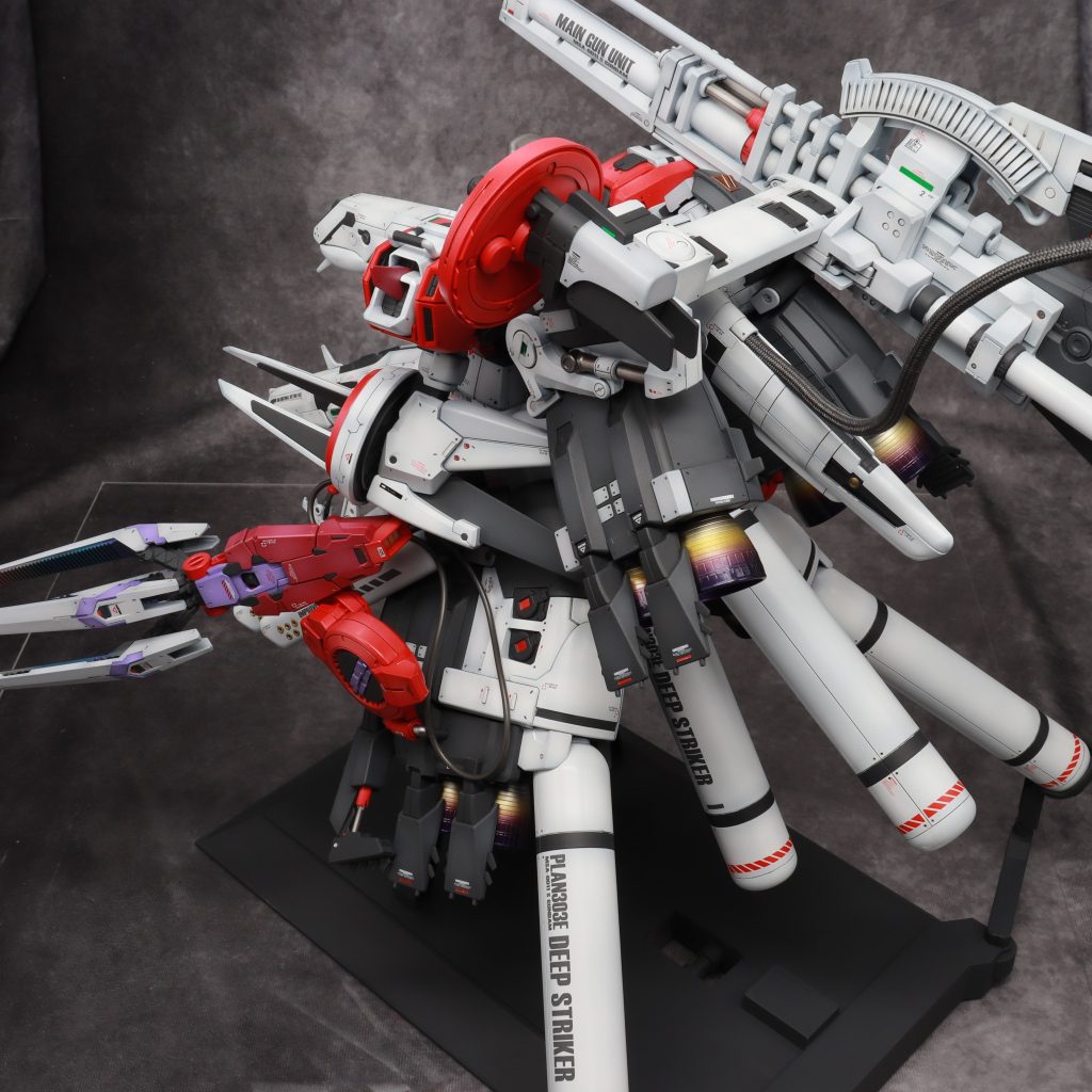 1/100 MASTER GRADE ディープストライカー–8枚目/制作者：Dangomushi