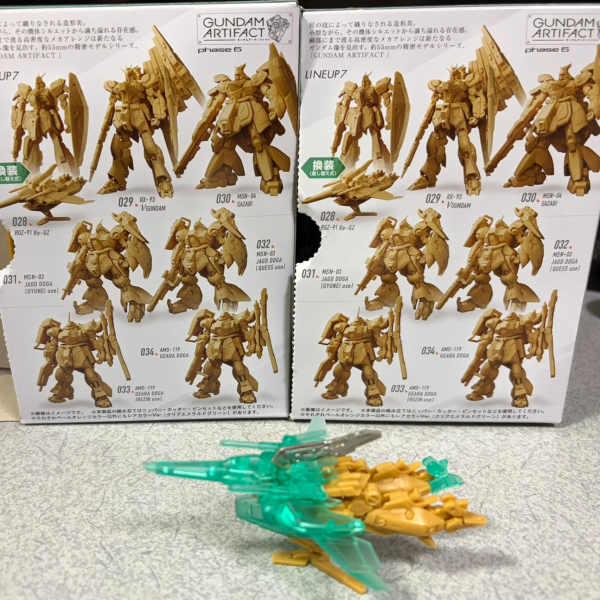 普通のを作っていたら、、、足の付け根がポロり・・・・うん！やりたかったことやろう！ってことでBWS装備をクリア使ってみた。一回BWS外して、銀塗りしようと思ったが、、、、BWSつけるの結構苦労したので(顔が壊れても良いと覚悟決めてからにします！)ってことで、背のところだけシルバー！（2枚目）