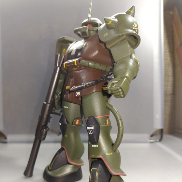 1/100 MS-06 リアルタイプザク