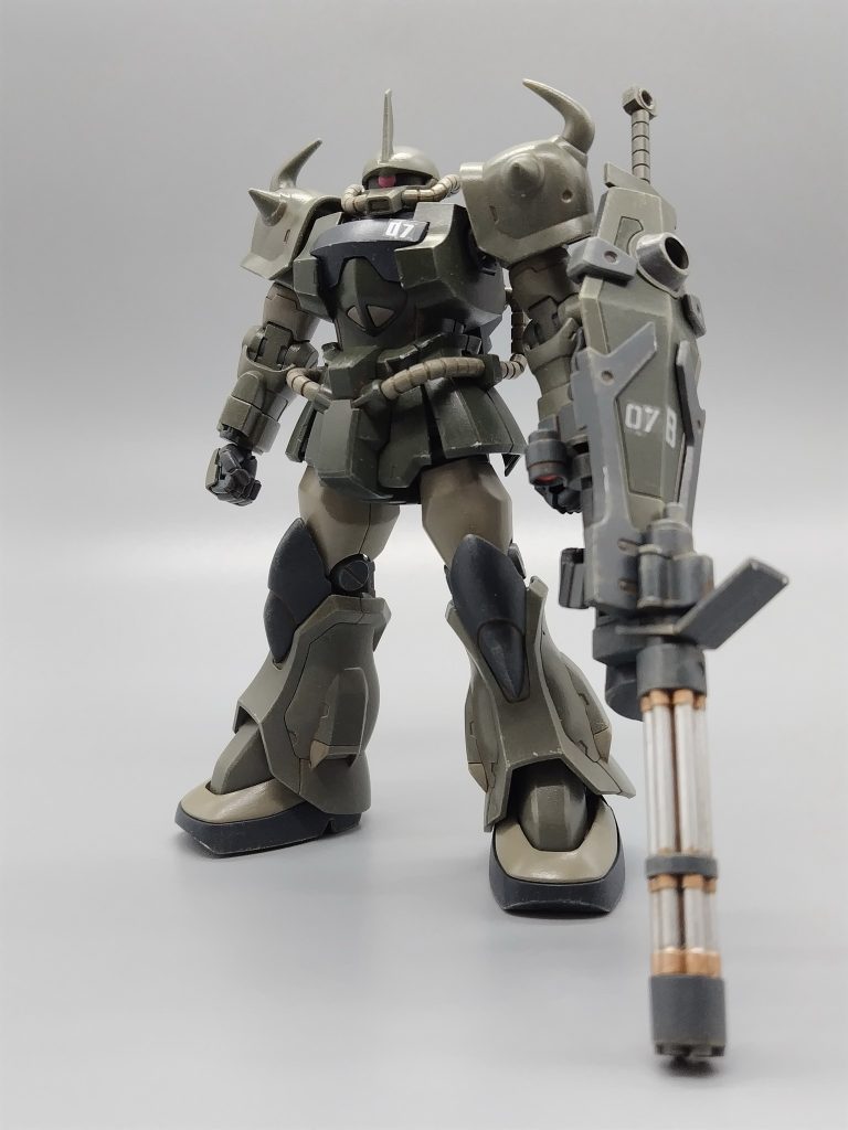 ガトリングがちょっと歪んで取り付けてしまってました。