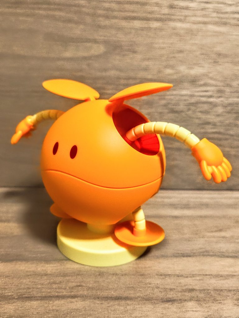 これ可愛すぎて思わずやっちゃったんですがね、今のガチャポン、「高いっ（笑）」800円よ、800円、なかなかじゃない？。まぁいいか、今回はパチ組みです。そのままだとテカテカだったんで、勿体無いけどスーパースムースクリアで艶消しだけやっています（笑）。