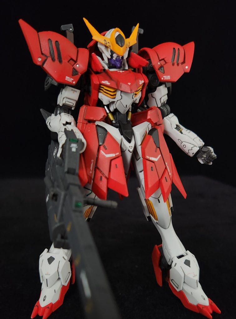 &nbsp;赤ずきんイメージできるようなスタイルにできたと思います！フードを開けると、ガンダムフェイスが…