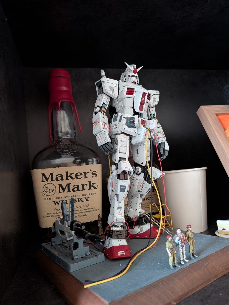 ガンダム　ロールアウトカラー