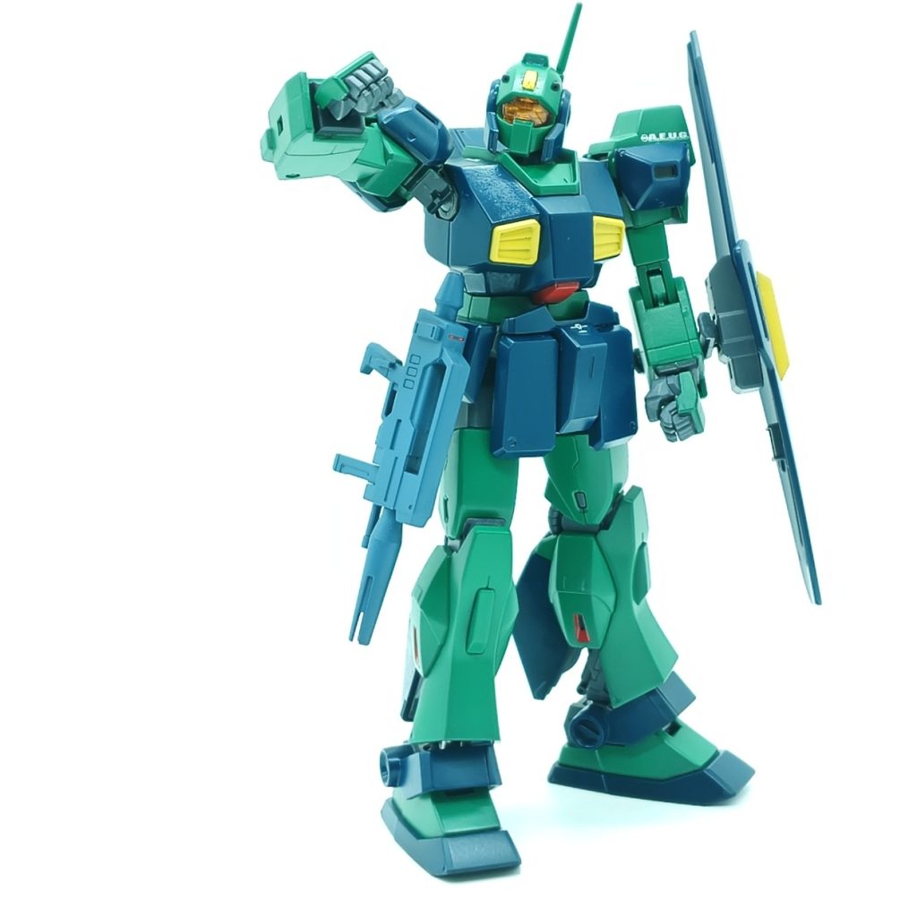作品名：ここに付けれたんか…<p>HGUC ネモ通算製作数4体目にして、両腰にビーム・ライフルをマウントすることができることに初めて気が付く…こういうギミック大好き。 気が付くのに10年以上掛かったな。</p>
