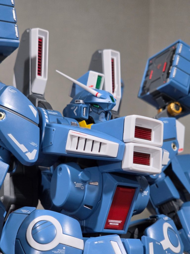 いつかEX-Sガンダムを買えた時に並べてみたいのが今の夢です。こうして昔プラモデル化されたらなーって思ってた機体を現実に出してくれた事に改めて感謝しつつ、今回も素晴らしいガンプラでした！