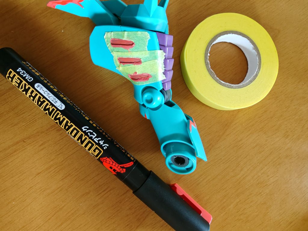 ペン塗装箇所の一番合う色が「シャアピンク」だったので購入しました。