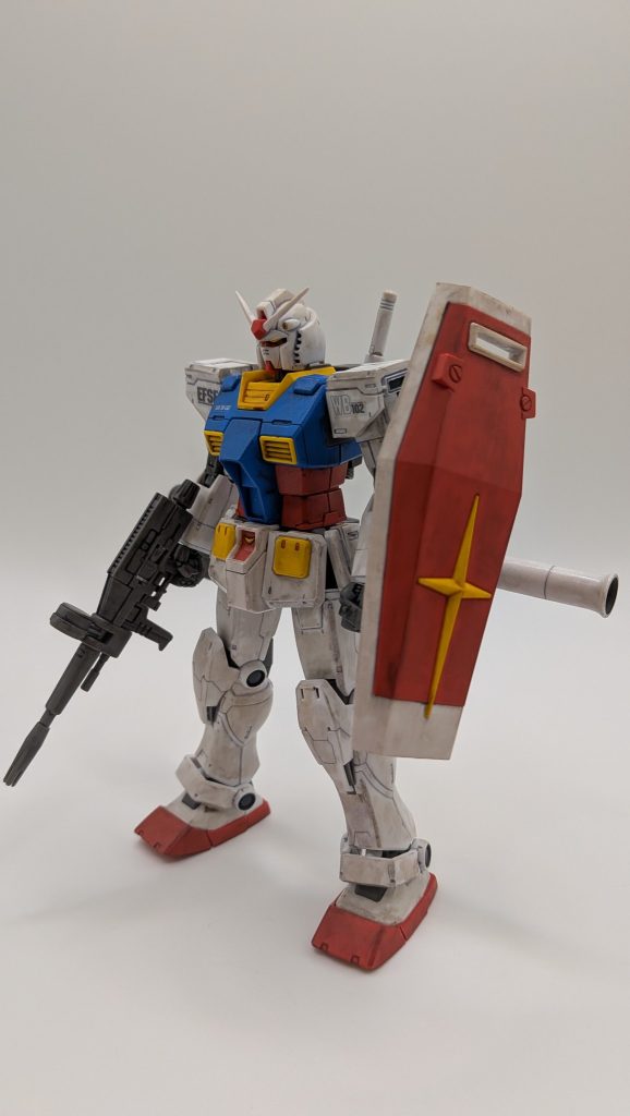 RX-78-2のプラモを作るのは初めてでした。王道の格好良さがありますね。