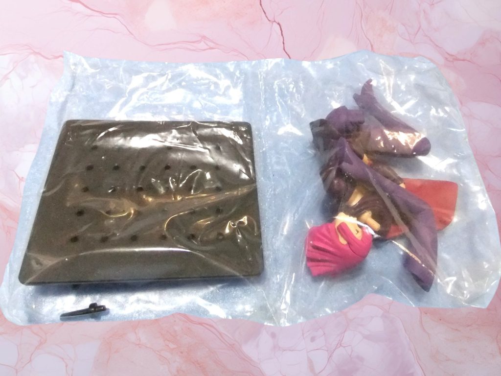ザックリと梱包されています(笑)
