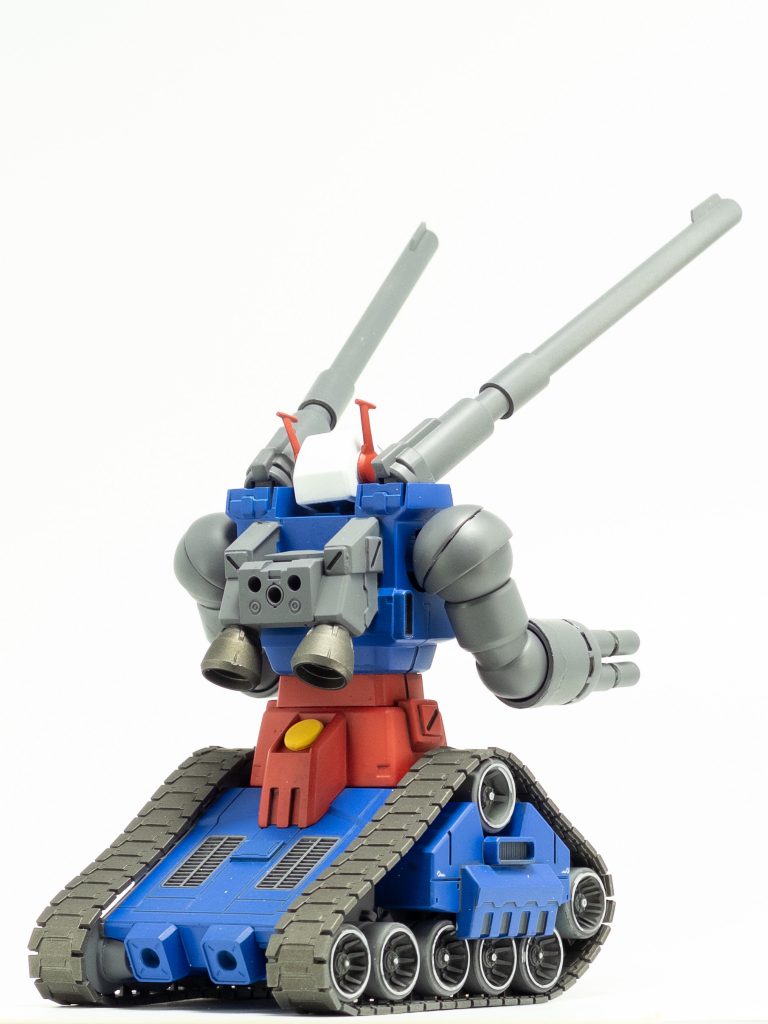 青:インディブルー赤:ガンダムレッド&nbsp;黄:マンダリンイエロー&nbsp;灰:メカサフヘビィ&nbsp;履帯、バーニア:ガンメタル
