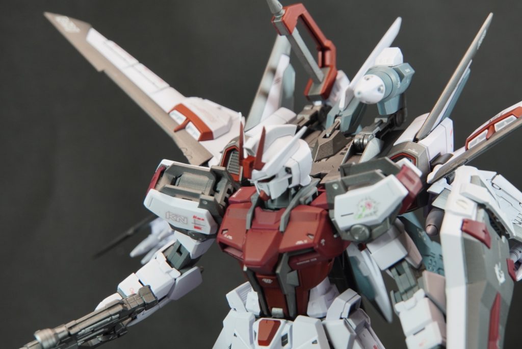 そもそも、・・・ルージュってどんな色？深紅、深い赤？なら名前から離れないかぁ・・・ということで。イメージ通りに塗れました