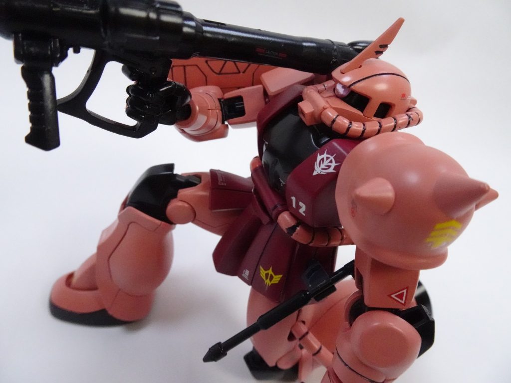 ガンプラを始めました。　初作品：シャアザク
