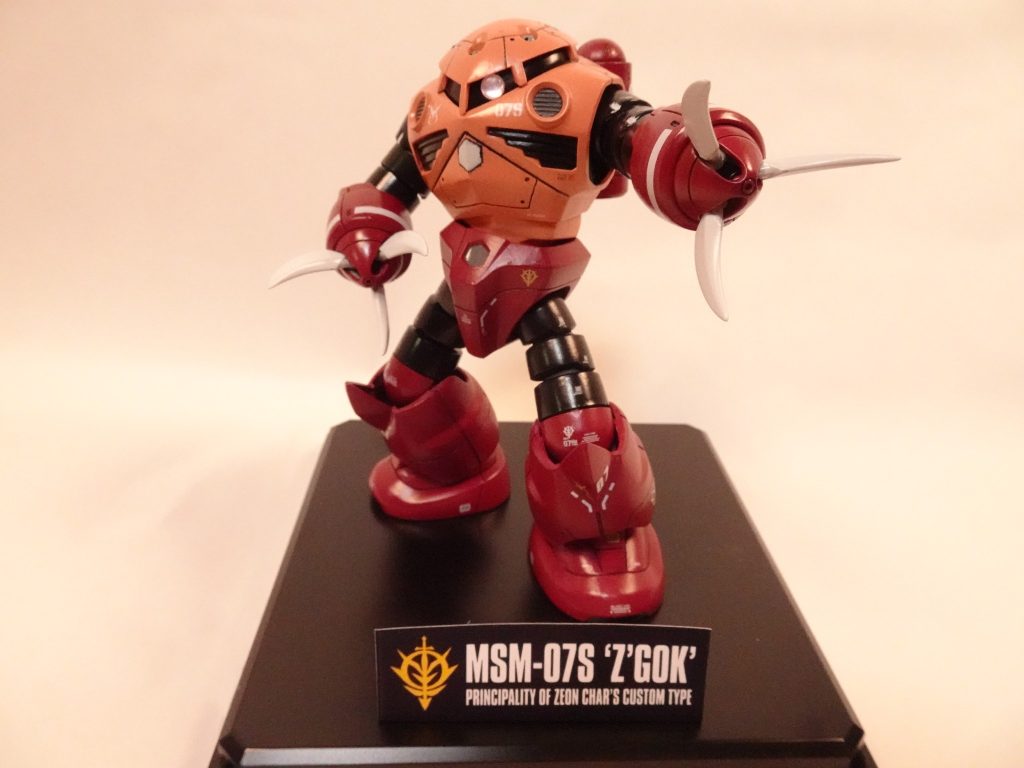 ２作品目：1/144HGシャア専用ズゴック導入した道具：エナメル流し込み塗料　速乾タミヤセメント★★★初めて挑戦して勉強になったこと★★★（ベテランさんからしたら当然のことだとは思いますが・・）【初】合わせ目消し：きえない。むにゅっとならない。速乾セメントはならないの？溶けるまで待ってたら乾いちゃう？スジボリ：ちゃんと掘る。掘らないと埋まる。スジボリはデザインを決めるのに悩む。悩んだらもぅパクっちゃう。塗った後タガネで掘らない。当然スミ流さない。割れちゃう。【初】ピンバイス：回し過ぎない。意外と掘れる。ドリル細すぎて無くす。【初】スプレーサフ：吹きすぎない。溝が埋まっちゃった。【初】水性トップコート：吹きすぎない。なんか白くなる。プレミアムと青いやつの違いが良くわからないのでとりあえず高い方。【初】割れ補修：ランナー削りだした欠片で裏から割れ補強、再塗装　　【初】長いデカール：丸まらないように端から素麵のように・・マークセッターで水性塗膜が侵される。変なシミ出来る。シミができるまでの短時間で綿棒吸い取りまで完了させる。　これムズッ！&nbsp;