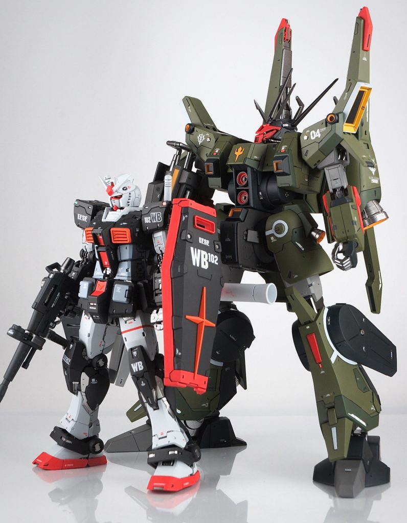 同スケールのRX-78との比較。もはやMGクラスの大きさ！最後までご覧いただきありがとうございました！