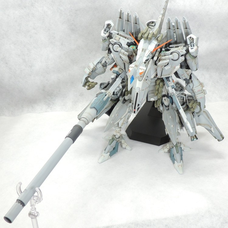 HG1/144TX-ff104アリュゼウス［ハイパー・メガ・バズーカ・ランチャー装備／電飾仕様］