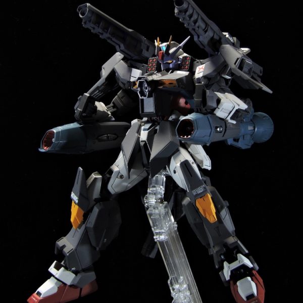 重装型ストライク+ゲファールストライカー装備