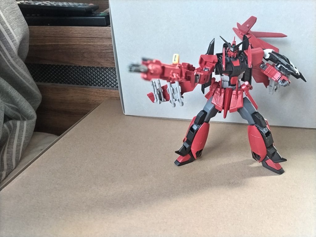 MGに付属していたハイパーメガランチャー代わりににアグニをば