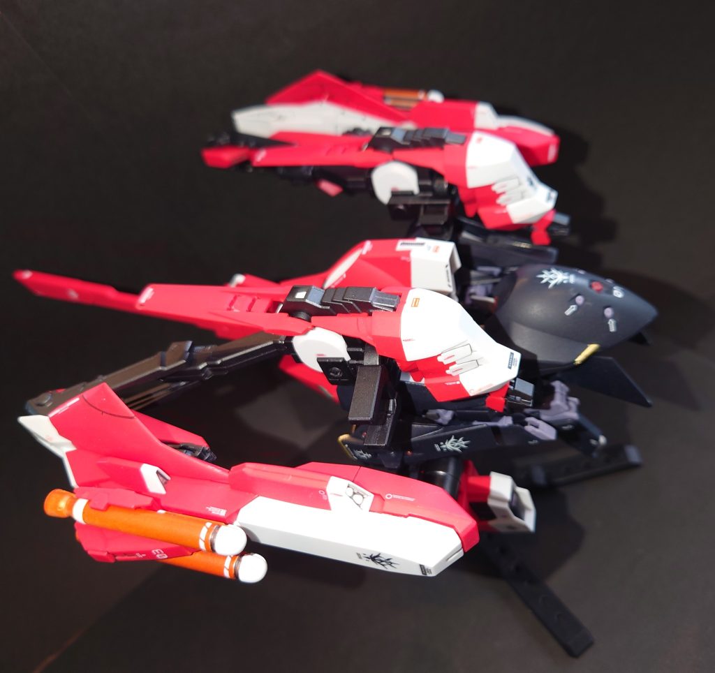 合体！アクアウーンドウォート　モビルアーマー形態不安定なのでこの状態で飾っとくのは不安でした。