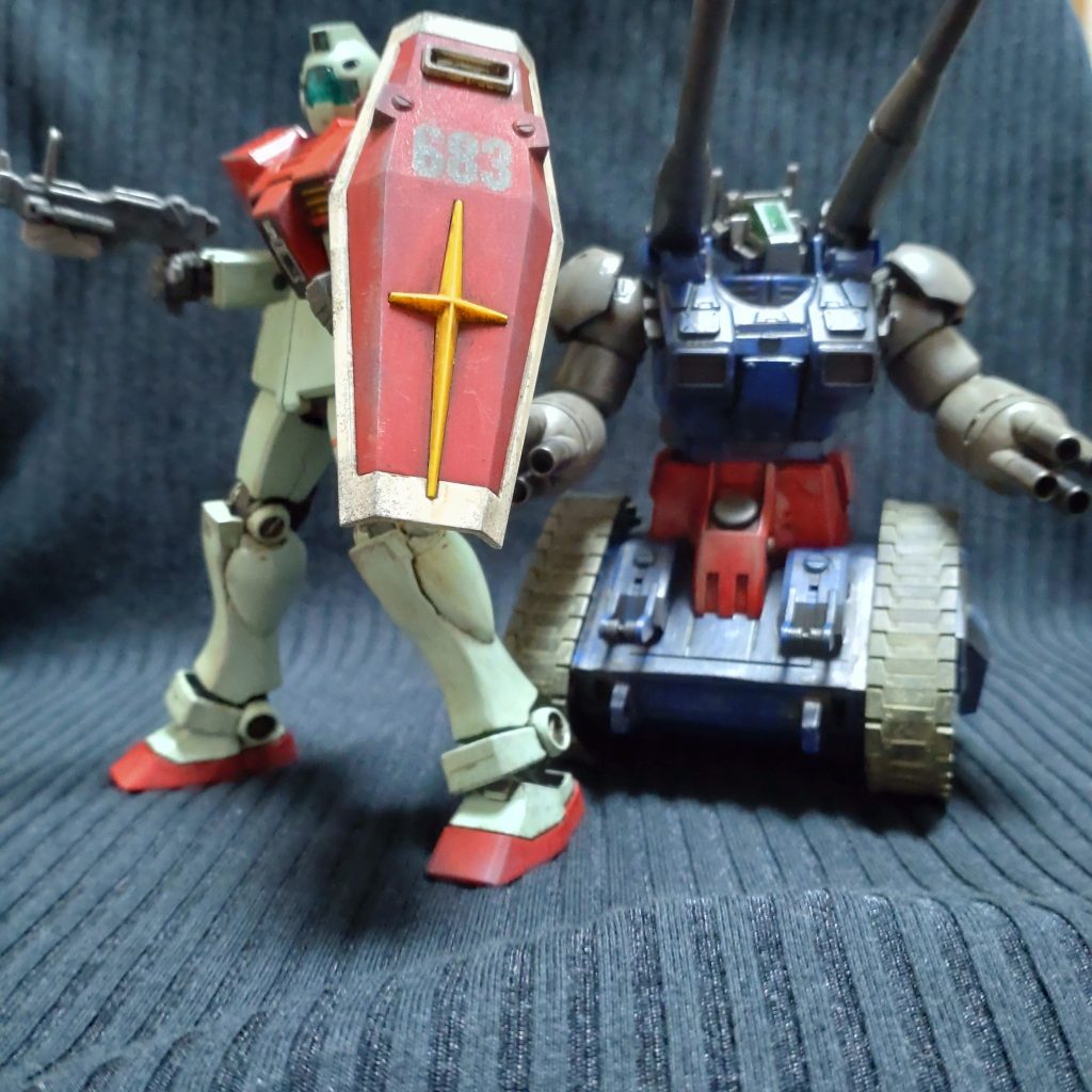 以前作成したジムと購入できれば連邦系の機体も徐々に作っていきたいですね